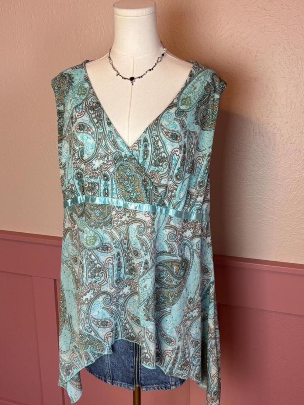 whimsical fairy paisley top  hot tempered blue green sz 2x asymmetrical